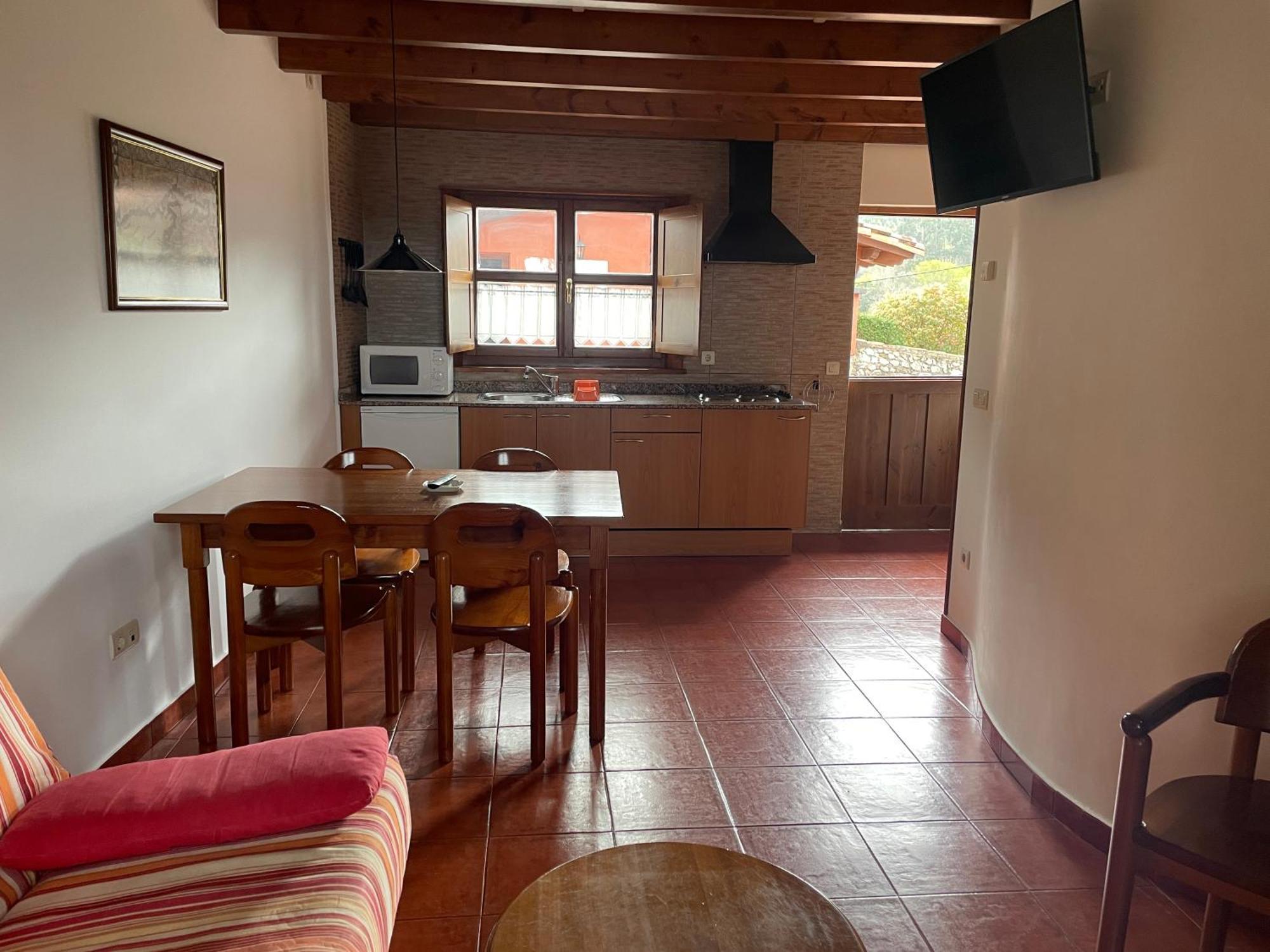 Apartamentos El Cueto De Los Collado Villanueva de Pria Exterior photo